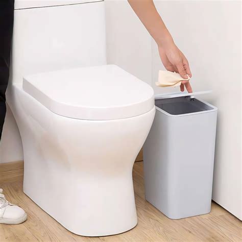 TINANA Small Trash Can with Lid, 3 Pack 10L Plastic Trash Bin, 2.6 ...