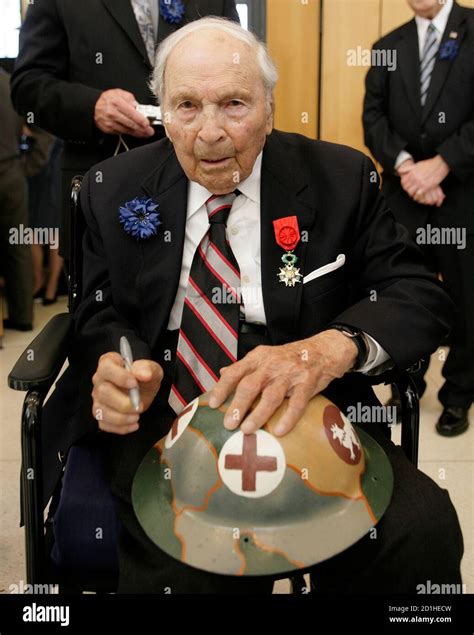 World war i veteran frank buckles hi-res stock photography and images ...
