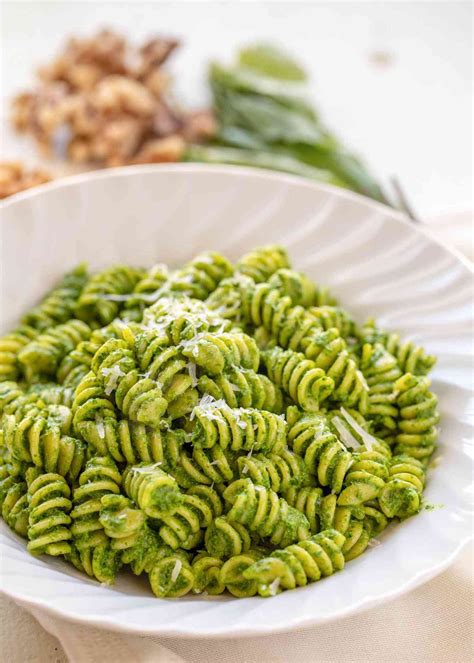 Fusilli vs. Rotini: Why Picking the Right Pasta Spiral Changes Everything