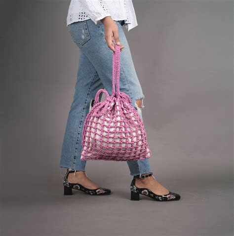 Pink Jaali Crochet Potli – Itihasikala
