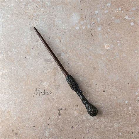 Newborn Harry Potter Wand | Madras Prop Store