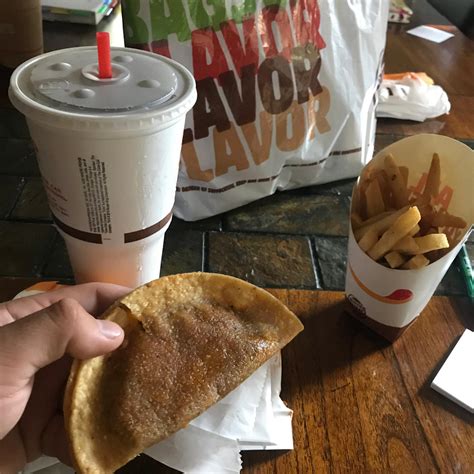 Burger King tacos by Channeleven on DeviantArt