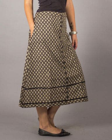 Office Elegance: 5 Skirt for the office – Bebaak