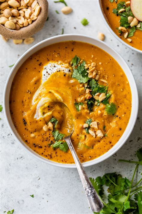 Curried Carrot Soup {Healthy Vegan Soup} - WellPlated.com