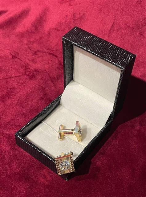 Golden Square Cufflink With Silver Stone – Rajanyas