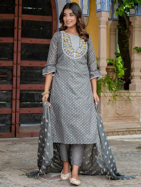 2025’s Hottest Ethnic Kurta Trends You Need to Try – VredeVogelStore