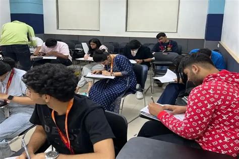 Future Varsity - Business Management: Admission 2026, Fees, Mumbai