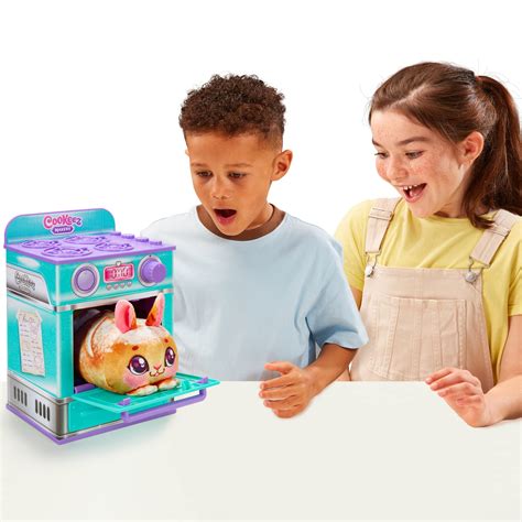 COOKEEZ MAKERY Baked Treatz Oven. Mix & Make a Plush Best Friend! Place ...