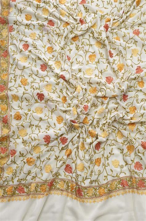 Off White Embroidered Kashmiri Aari Work Georgette Floral Design Saree ...