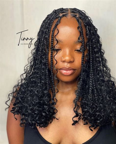 Pin op Hair in 2024 | Haar in vlechten, Haar, Kapsels