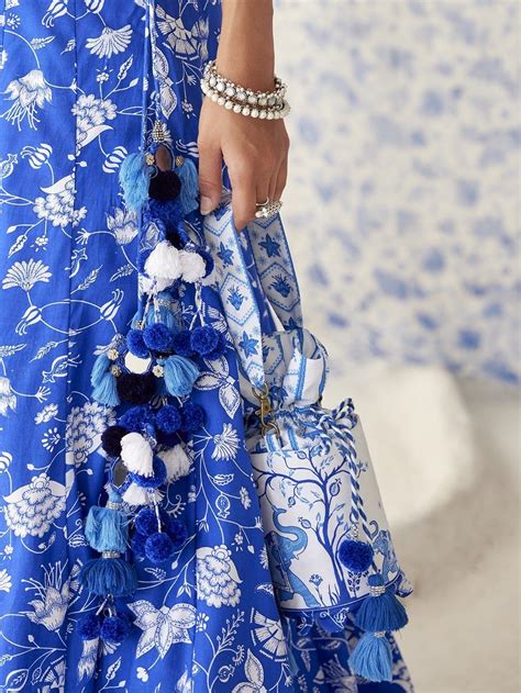 Handbags : Buy Designer Leather Handbags & Sling Bags Online - The Loom