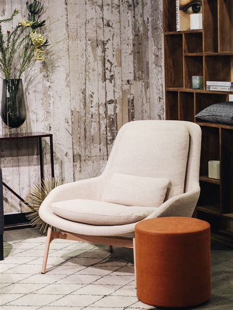 Comfortable Chair With Small Footprint at Edward Garner blog