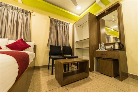 SAU Residency Kanchipuram | Hotels near Varadaraja Perumal Temple