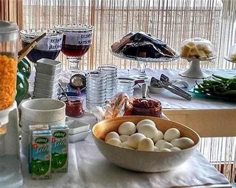 AZIZ ARSLAN HOTEL (Ayvalik) - Lodge Reviews & Photos - Tripadvisor