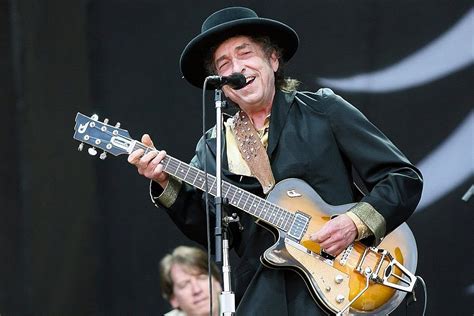 12 Music Legends Annoyed By Led Zeppelin, 1 Will Really Surprise You