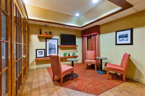 Discount Coupon for Hampton Inn Marion in Marion, Illinois - Save Money!