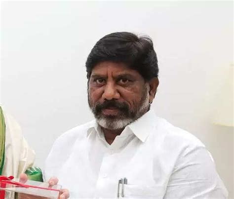 Telangana govt to resolve key issues affecting govt employees