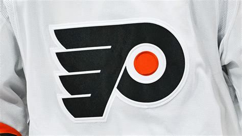 Flyers' hot mic moment leads to two-game suspension