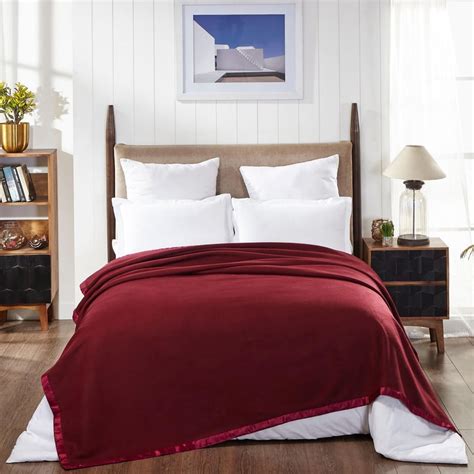 Buy PORTICO NEW YORK Unwind Fleece Single Bed Blanket - 1.50 x 2.20 m ...