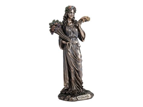 Greek Goddess Demeter Statue Statue Of Ceres ( Greek Demeter )