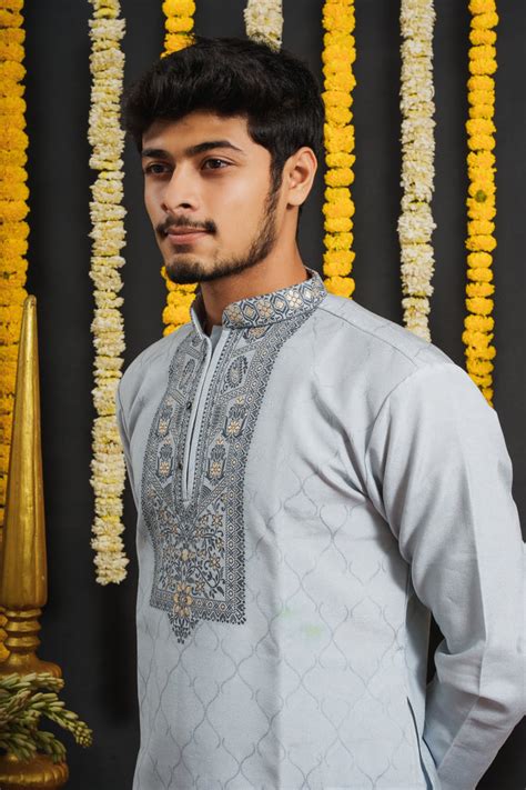 Bollywood Kurta Collection | Designer Kurtas for Men at Shriimant ...