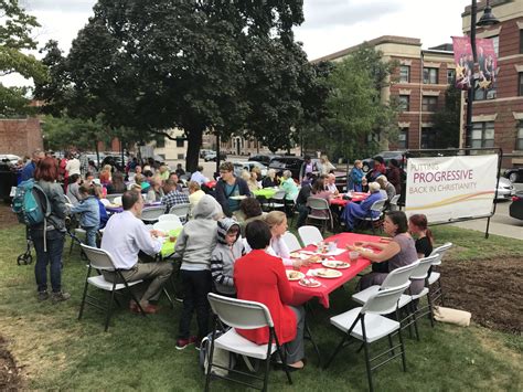 United Parish in Brookline | Front Lawn