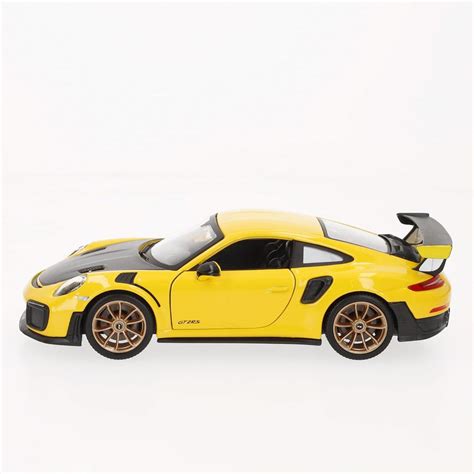 Buy Maisto - 1 : 24 Diecast Scale Model - Collectors Collection ...