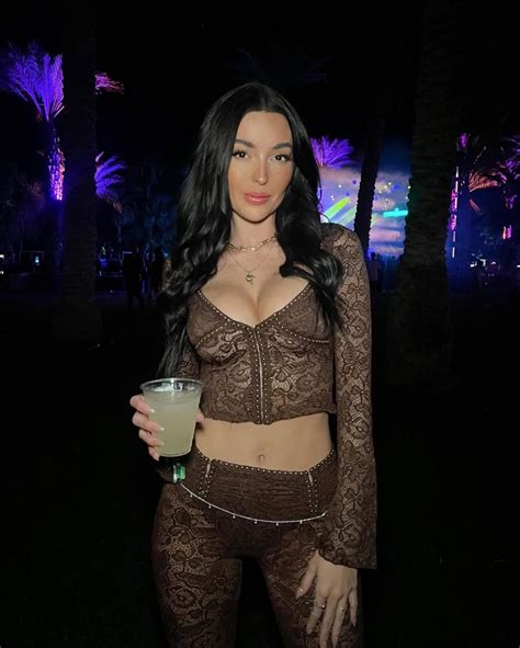 Serena Becker - Age, Height, Net Worth, Boyfriend, Bio, Facts, Wiki