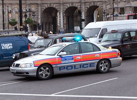 6 Phenomenal British Police Cars - Carole Nash