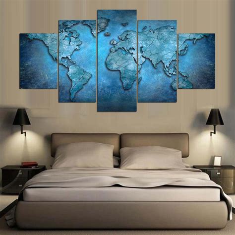 Large Framed World Map 的图像结果
