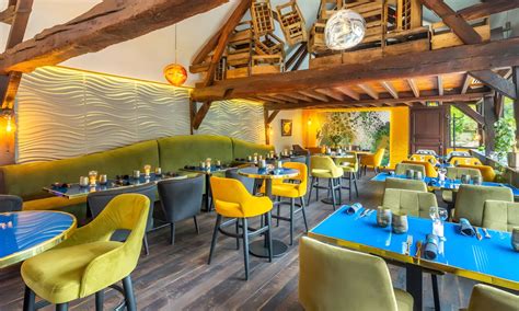 Le Lobby Du Centre Commercial 的图像结果