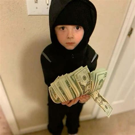 lil bro rich flex | Gambar lucu, Wajah lucu, Gambar terlucu