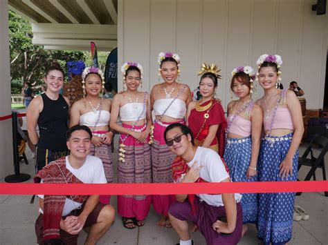 Indonesian Culture Comes Alive in IPLL Lecture on Historical Tourism