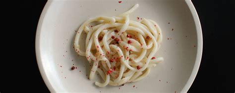 The Ultimate Guide to Authentic Pici Cacio e Pepe