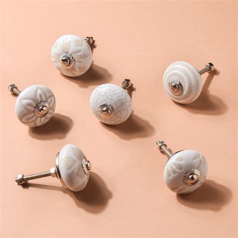 Textured Ceramic Door Knob White Set Of 6 Online - Premium Knob | Nestasia