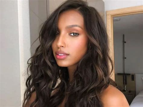 Sew In Styles Body Wave: The Ultimate Guide to Natural Hair Extensions