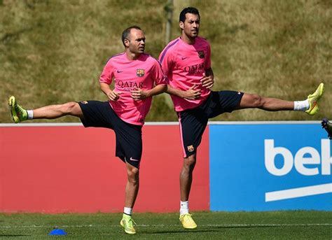 'It's hard to find a player coming through who can replace Xavi ...