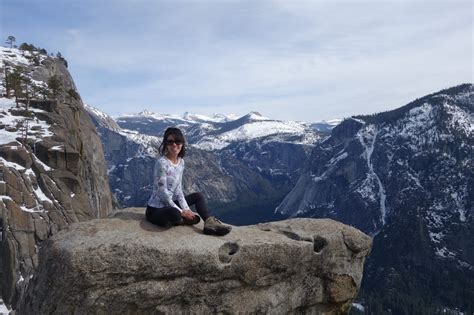 Hiking in yosemite in december online