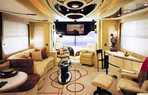 10 World's Most Luxurious Buses - Hello Travel Buzz