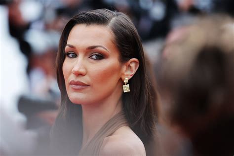 Bella Hadid Pauses the Cowboy Aesthetic for a Lacy Lingerie Moment ...