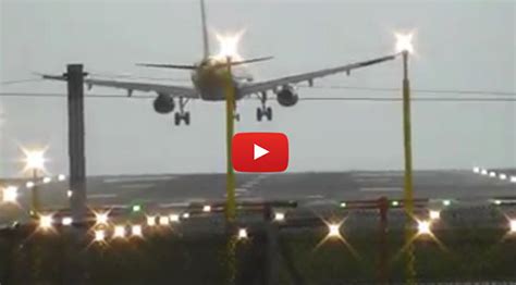 Dramatische Szenen bei Flugzeuglandung – Video - UnserTirol24