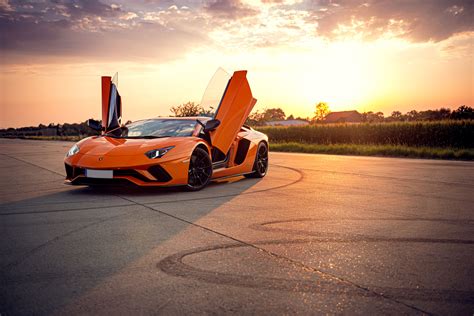 orange lamborghini wallpaper