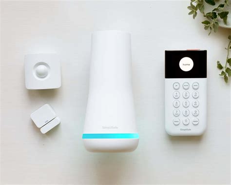 Simplisafe vs ADT: Which Should You Choose? - All Home Robotics