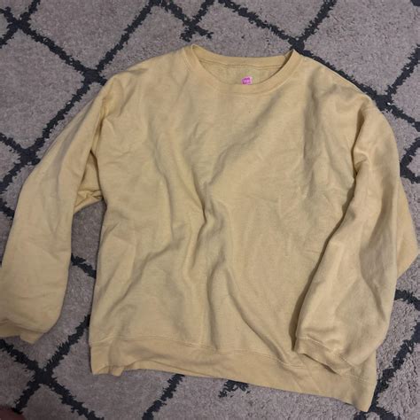 Hanes XL light yellow sweater #yellow #hanes... - Depop