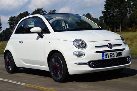 Fiat 500C review | Auto Express