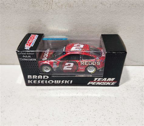 ..2014 Brad Keselowski 1/64th REDD's Apple Ale "Loudon Win" Pitstop ...
