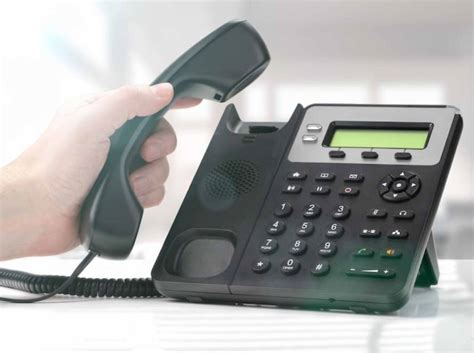 Voice Over IP VoIP 的图像结果