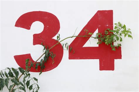number 34 wall print photo – Free Numbers Image on Unsplash