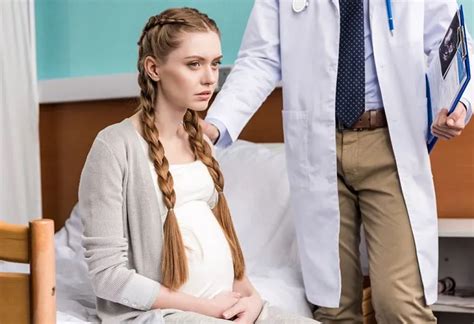 Twitchy Eye in Pregnancy: Causes, Signs & Treatment