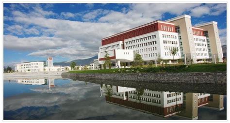 2023年西藏一本大学排名及分数线(文科)